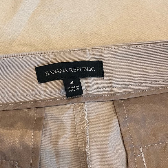 Banana Republic shorts - Picture 2 of 6